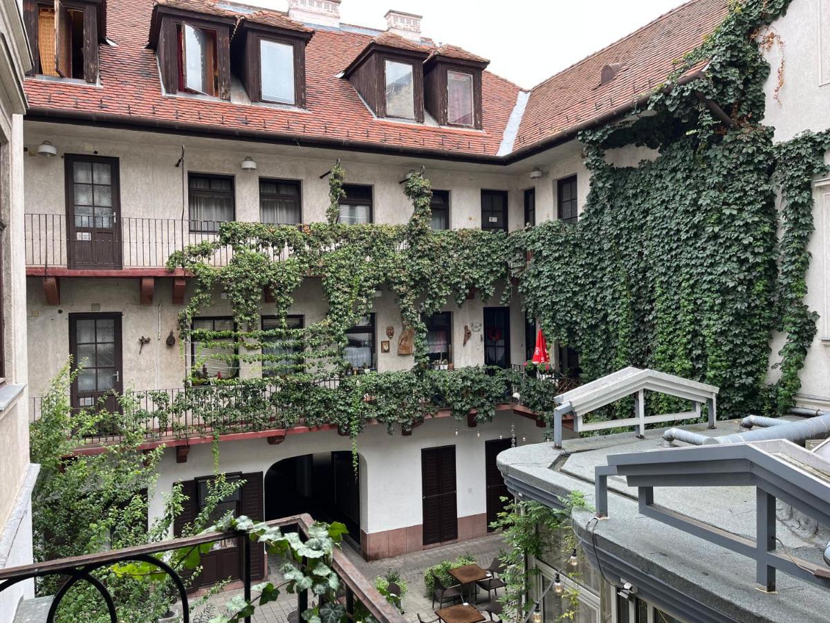 גיור Wiener Garden מראה חיצוני תמונה